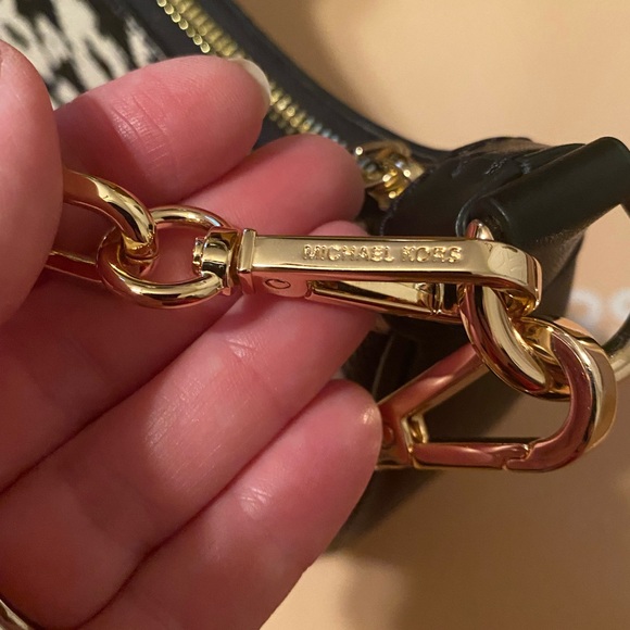 Michael Kors Authentic Cora Crossbody Bag NWT - Picture 10 of 12